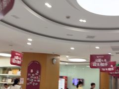 -雅悦齿科(顾村公园店)