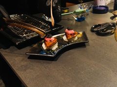 -铭牛烧肉·和牛海鲜自助(高新月牙湖店)