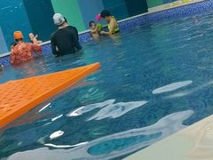 -Swim斯卫姆国际儿童游泳中心(红博中央公园店)
