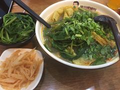 -螺小胖柳州螺蛳粉(钟楼总店)