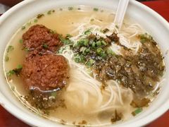 -佬钱湾仔(衣裳街店)