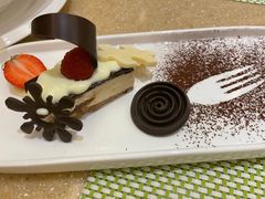 -亮马河饭店翠雅咖啡厅