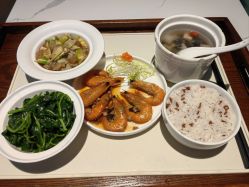 点击看大图 -乐茵敔山湾月子中心(独栋湖景店)