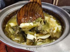 -周鱼小馆石锅酸菜鱼(活力汇店)