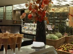 -圣丰索菲特·2 On 988 Café 自助餐厅