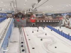 -长沙湘江冰雪世界