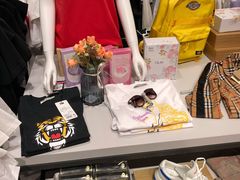 -唯品会(北京国瑞城店)