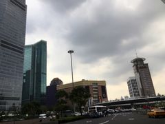 -陆家嘴空中步行连廊