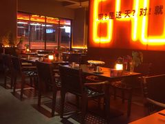-何师烧烤Pro ·江湖川菜·小龙虾·精酿(太古里旗舰店)
