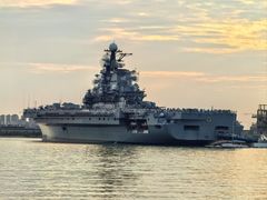 -泰达航母主题公园