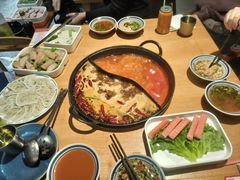 -三个四川人火锅(华联商厦店)