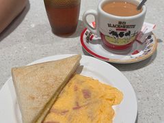 牛油多士-香港新发烧腊茶餐厅(书城店)