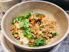 -肖肖酸萝卜鱼火锅(总店)