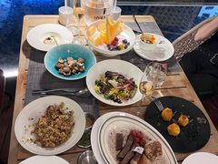 -MONICH牛排融合餐厅(和义大道购物中心店)