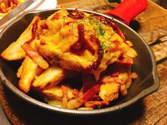 -HIGH FIVE哈福手工汉堡(桂林路店)