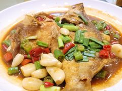 臭鳜鱼-老鄞江清水龙虾•赵赵家(江北店)