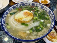 -桥香园云南过桥米线(金马碧鸡店)