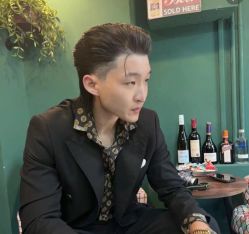 -海文先生国潮烫染男士理发馆
