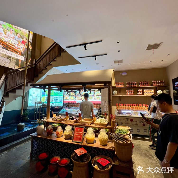 武汉旅游想吃好吃的湖北菜？我首推东湖这家！