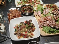 -马路牙子烧烤音乐酒馆(望京店)