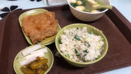 老徽州菜饭骨头汤-"[薄荷]环境:普普通通的一家店 偶然发.