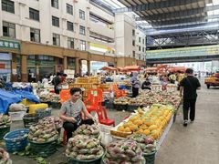 -三亚新鸿港水果一级批发市场