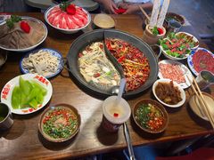 -萍姐火锅·公路夜市(武汉首店)