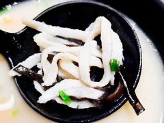 -渔米丰·广府鱼汤米线(光明广场店)