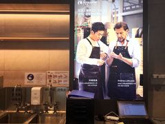 -瑞幸咖啡(宁波嘉汇国贸店)