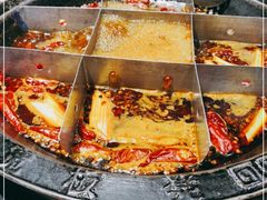 -宽板凳老灶火锅(南礼士路店)