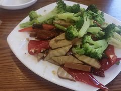 -溢香苑瓦罐(前进路店)