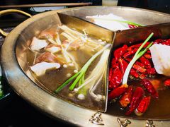 -叁口煮市井老火锅(春熙路店)