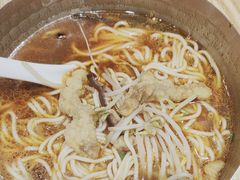 -魔都三兄弟酸辣粉·蘸卤炸串(虹桥万科店)