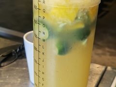 -龙巢盱眙龙虾·牛蛙·烧烤宵夜(八卦岭店)