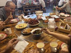 -冶建镜子·老南昌大排档·江西虾王(总店)