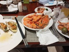-南湖名都·景湖轩全日制餐厅·海鲜自助·东南亚风味·临湖而食