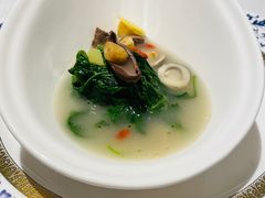 上湯豬肝灼枸杞苗-Yan Ting 宴庭中餐厅(上海静安瑞吉酒店)