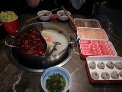 -大斌家串串火锅(德思勤店)
