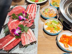 -明洞阿姨·韩式酱蟹烤肉·创意料理(三元桥店)