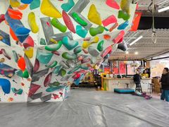 -阳朔岩邦攀岩户外运动俱乐部(西街店)