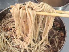 -正宗杨记普洱酸醋米线(总店)