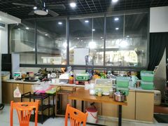 -老何家后安粉·糟粕醋海鲜火锅(三亚湾椰梦长廊店)