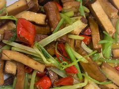 -湖南人家湘菜馆(镇江路店)