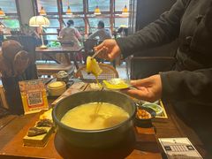 -银米·云南传统过桥米线(双廊黑金冠店)