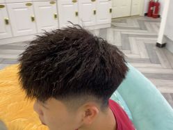 -米娜护肤造型