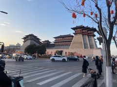 -明何记涮牛肚(品牌首店隋唐植物园南门古城路店)