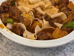 -汗腾格里·风味餐厅(新疆驻京办店)