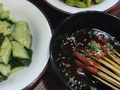 -虾弄弄海派小龙虾·牛羊蝎子火锅