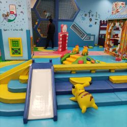 -孩子王童乐园(西安盛龙店)