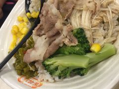 -鑫花溪牛肉米粉(凤凰街创始总店)
